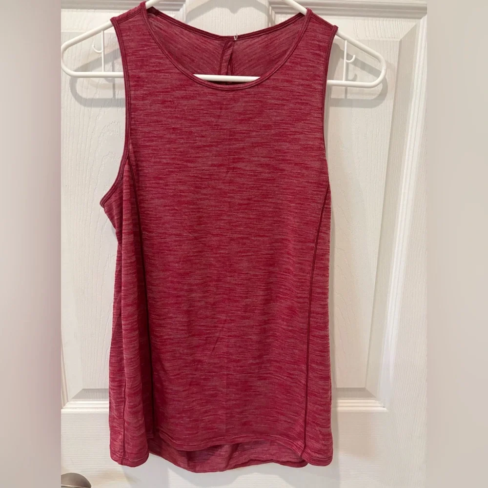 Lululemon Athletica Tank Tops‎ Bundle of Two